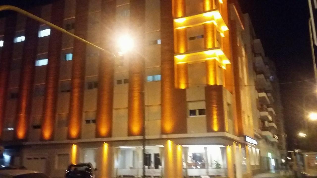 مار ديل بلاتا Hotel Clarens المظهر الخارجي الصورة